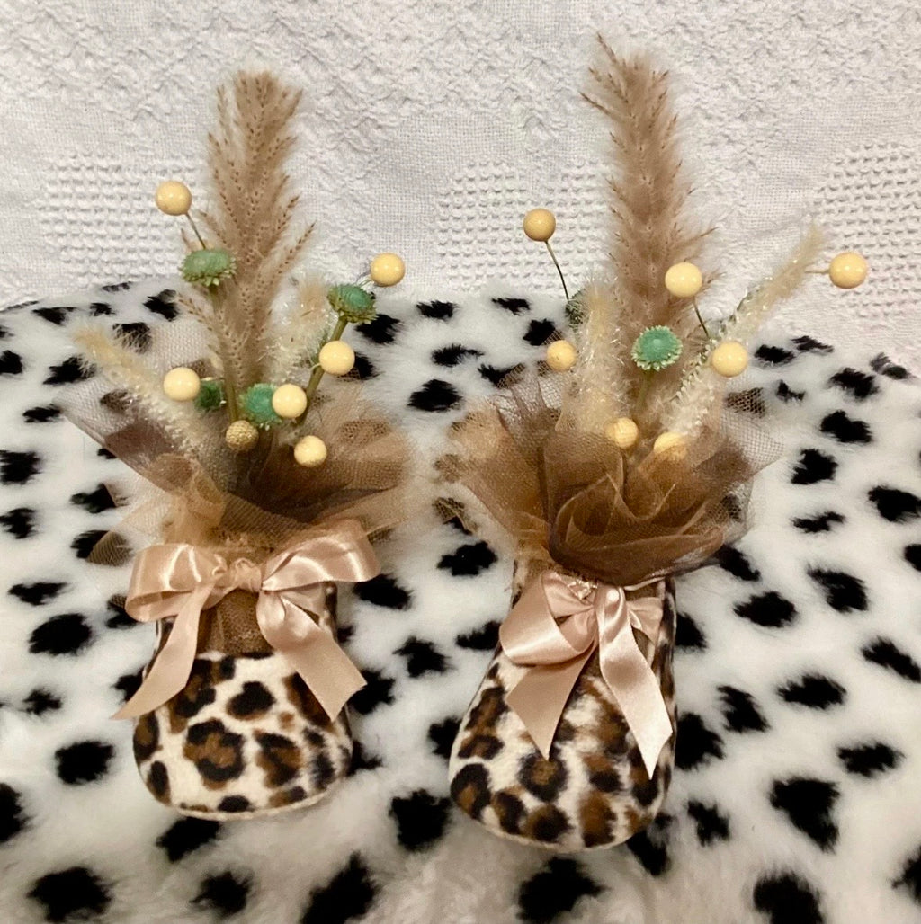 Leopard Print Baby Shower Dress Centerpiece | Wild Keepsake Shoe Set
